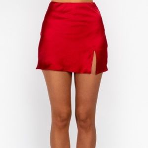 Stellino High Waisted Satin Skirt With Leg Slit